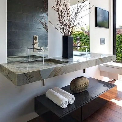 Dvostruki viseći umivaonik sa centralnim odvodom